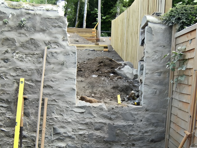 New gate space cut
